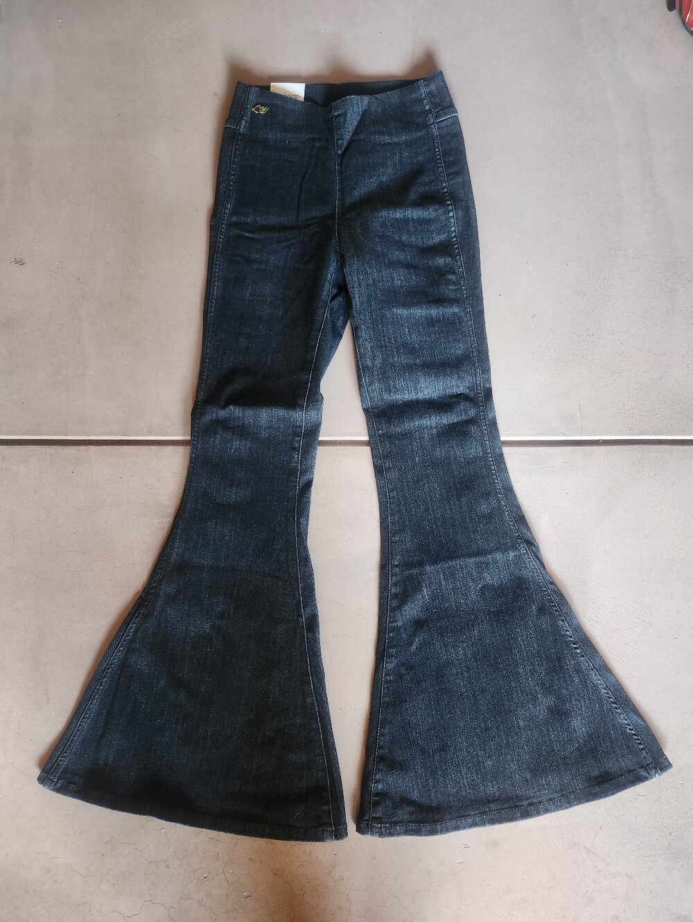Lainey Wilson Wrangler Pull On Black Denim Bell Bottoms Flares 25x32 Jeans - Picture 4 of 10